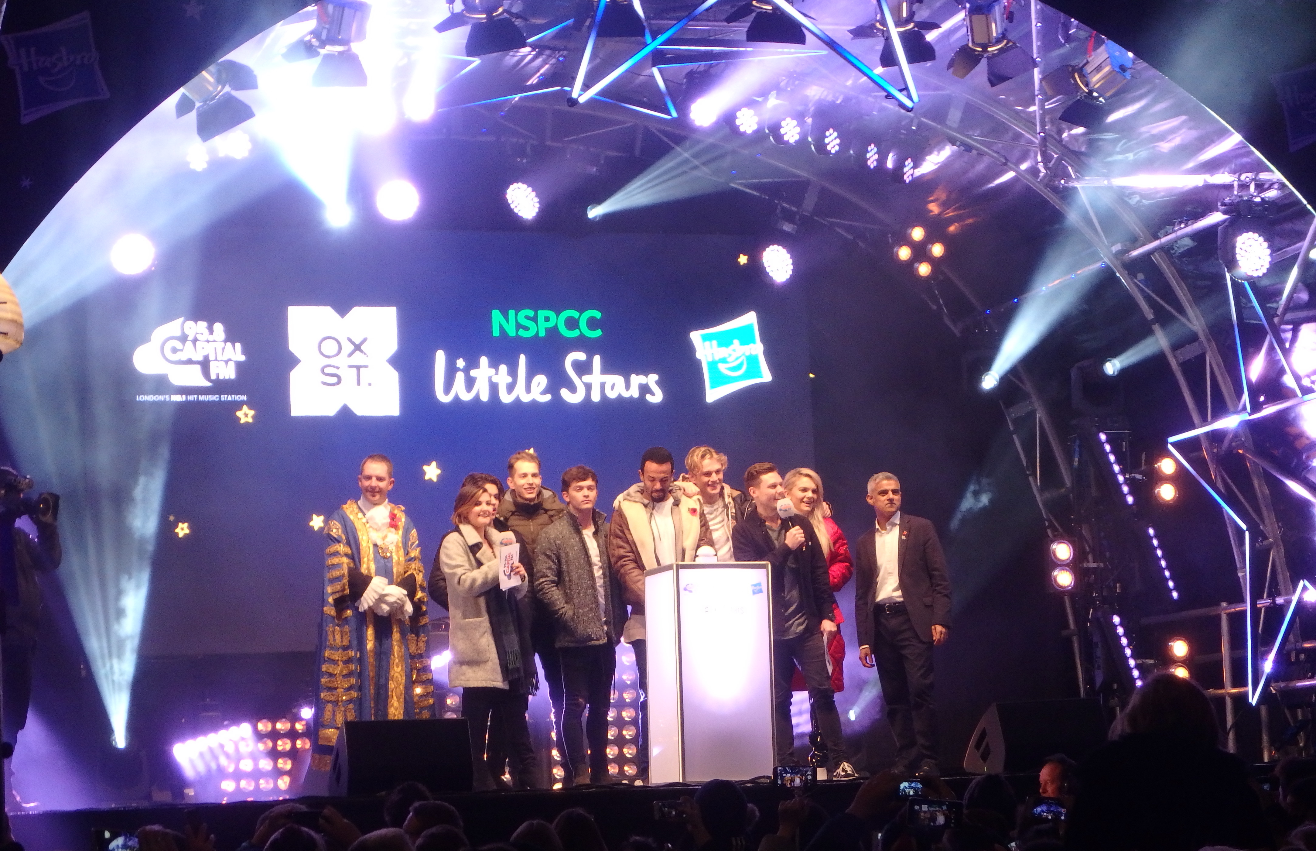 Avolites gets festive on Oxford Street for NSPCC Little Stars